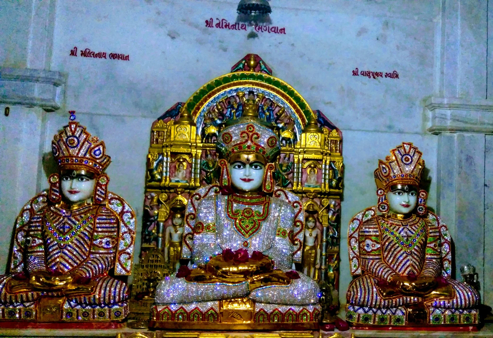 Neminath Bhagwan Jain Temple — sacred architecture